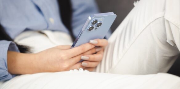 Szyja smartfonowa – epidemia XXI wieku